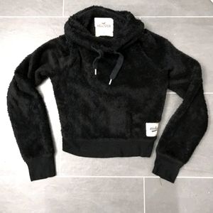 Hollister sweater